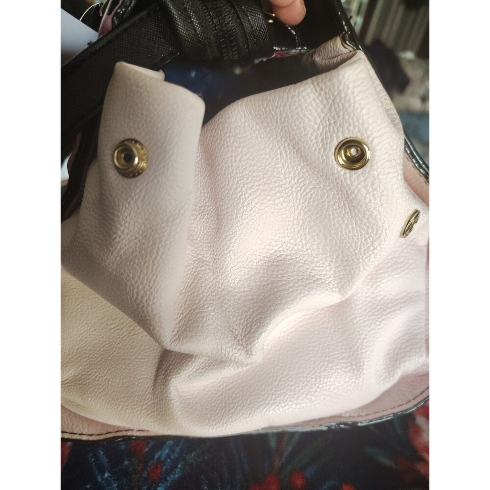 New Betsy Johnson Satchel Purse in Black with Varied Pink Roses Cottage Core Y2K - Picture 11 of 15